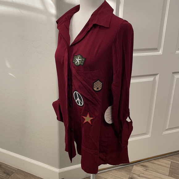 Gypsies and Moondust buttoned down shirt - Picture 2 of 14